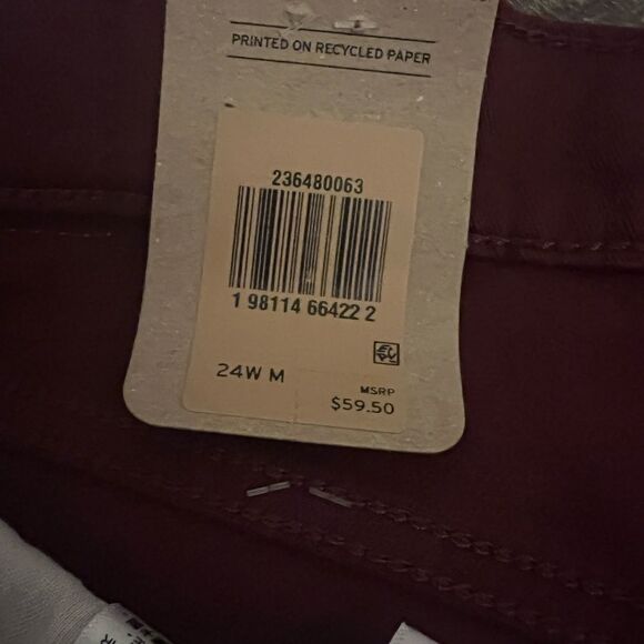 Levi's Plus Classic Straight Jeans Windsor Wine- Size 24W - Picture 7 of 13